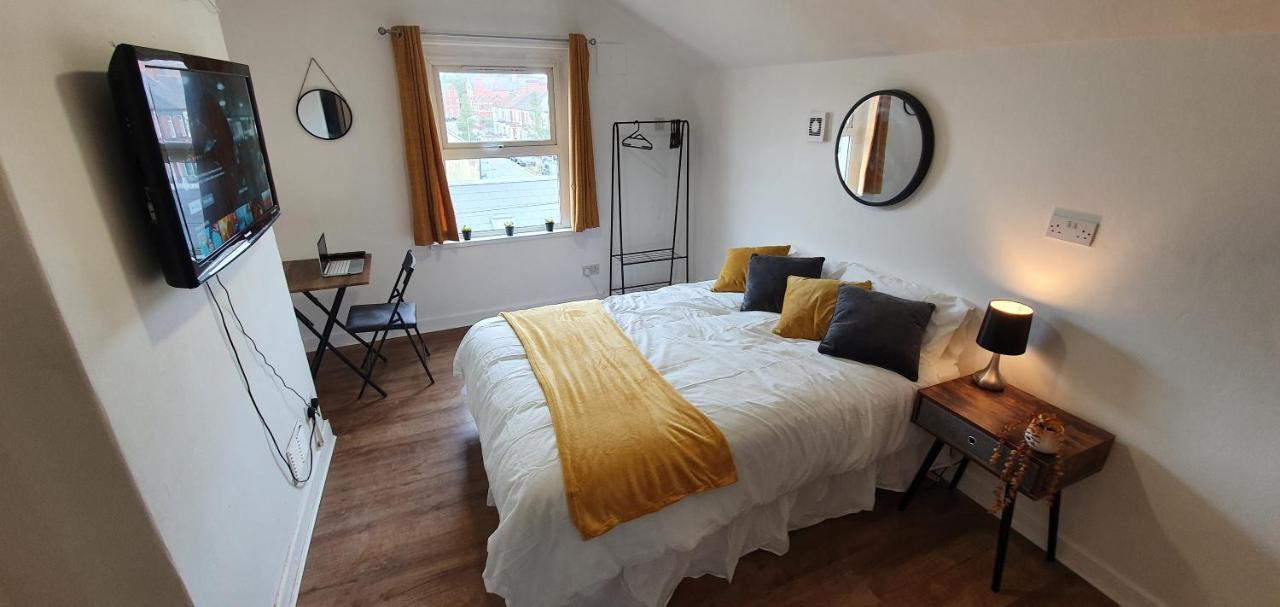 Fast Broadband, Budget Stay, Free Netflix. Cardiff Eksteriør billede