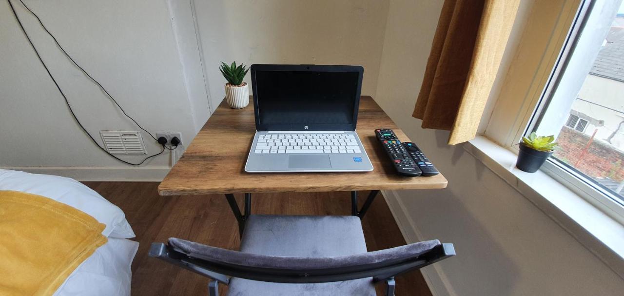 Fast Broadband, Budget Stay, Free Netflix. Cardiff Eksteriør billede